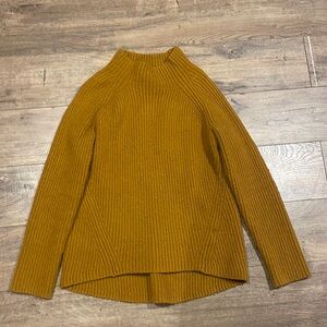 Madewell Turtleneck Gold Sweater size Small